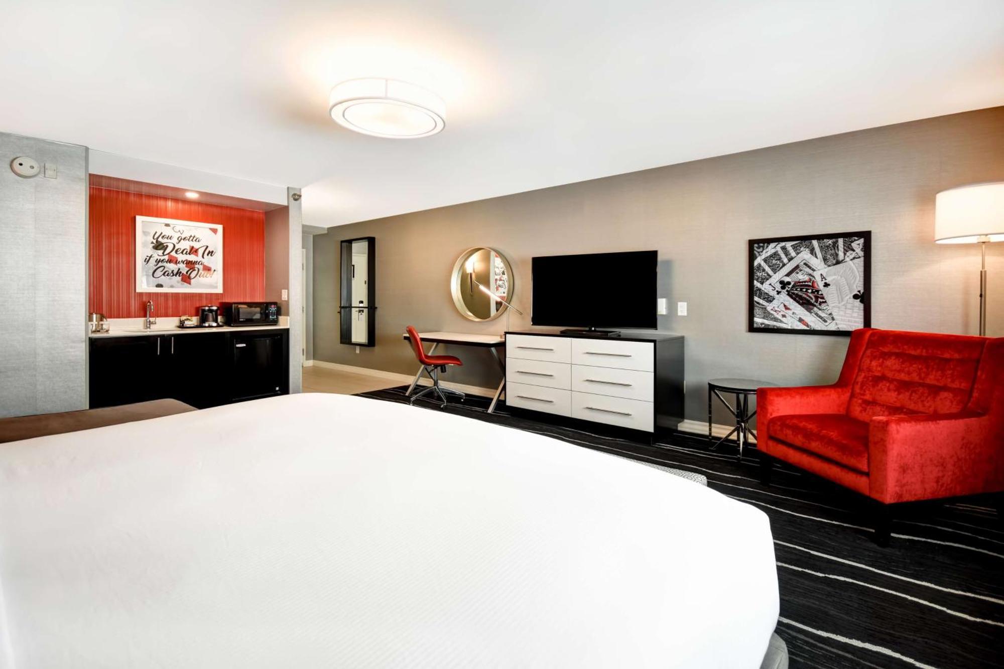Doubletree By Hilton Deadwood At Cadillac Jack'S Exteriör bild