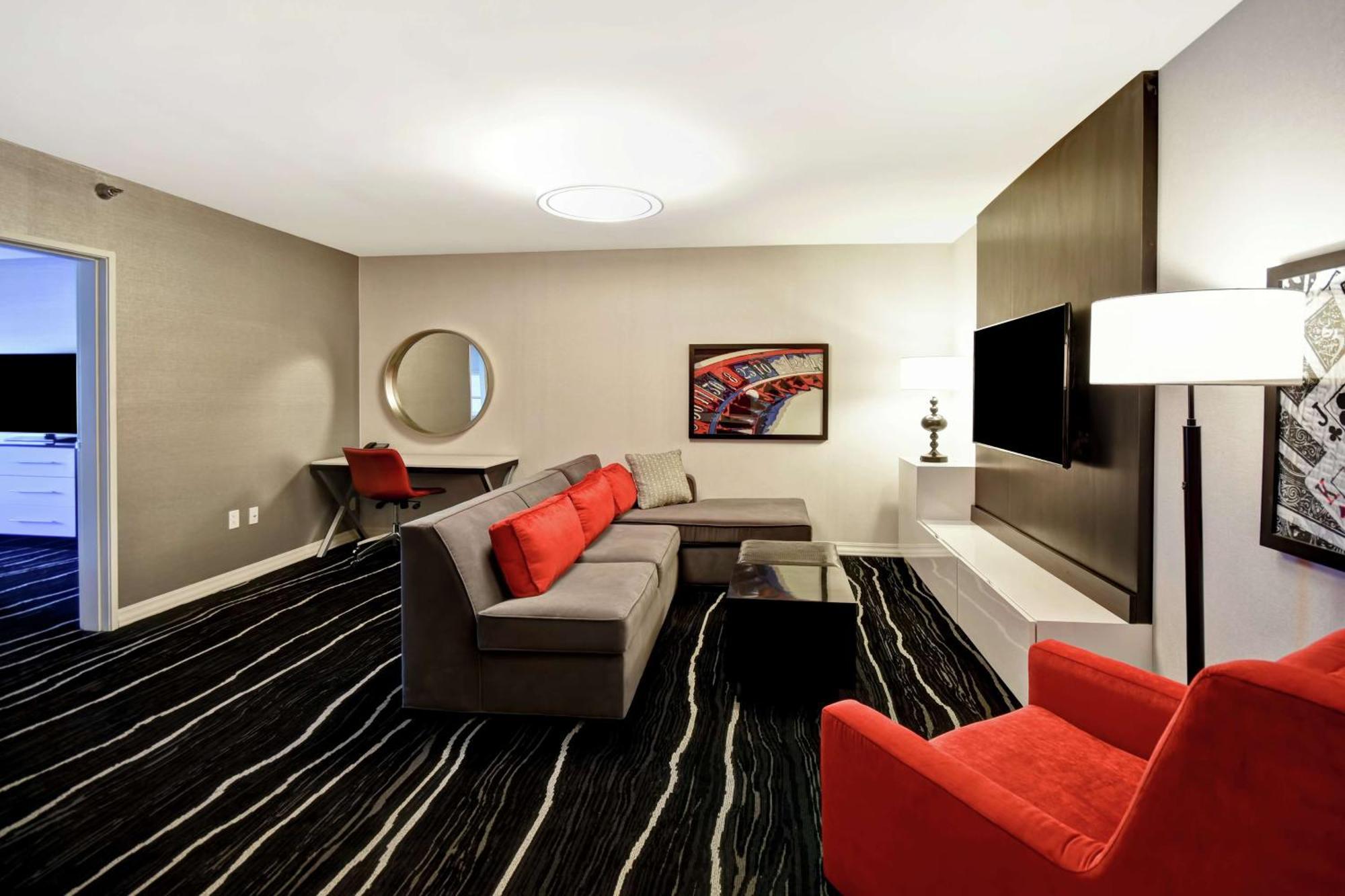Doubletree By Hilton Deadwood At Cadillac Jack'S Exteriör bild