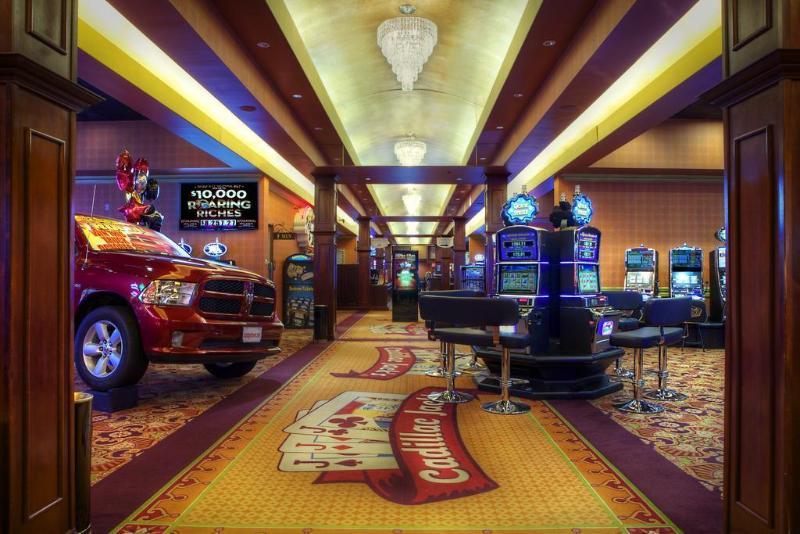 Doubletree By Hilton Deadwood At Cadillac Jack'S Exteriör bild